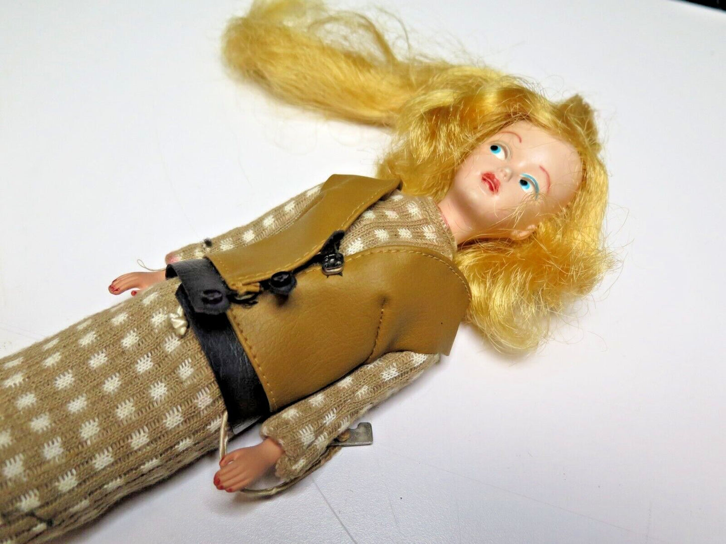 Vintage Blonde "TRESSY" Doll Growing Hair with Key w/ Dress Outfit, Vest
