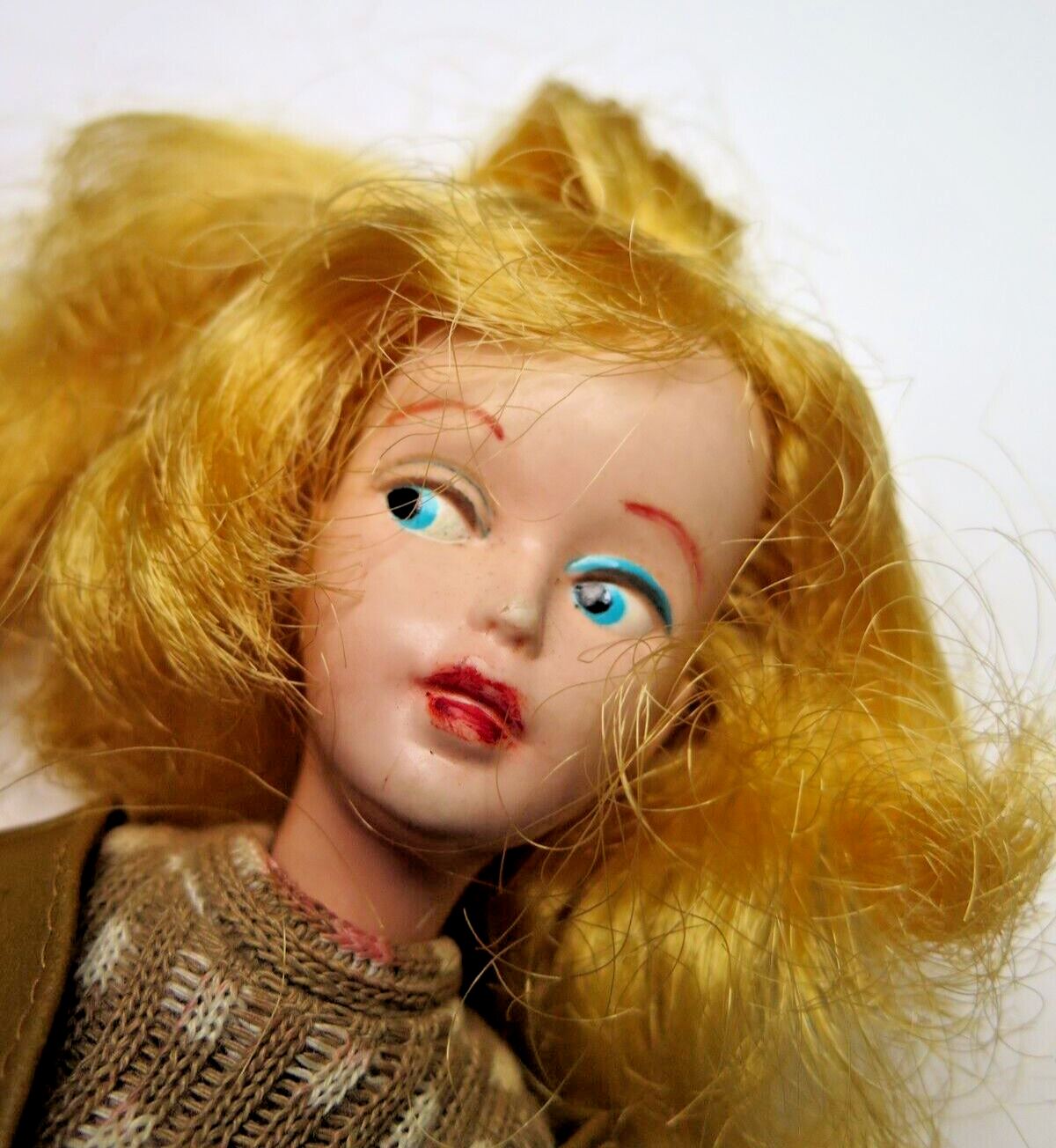 Vintage Blonde "TRESSY" Doll Growing Hair with Key w/ Dress Outfit, Vest