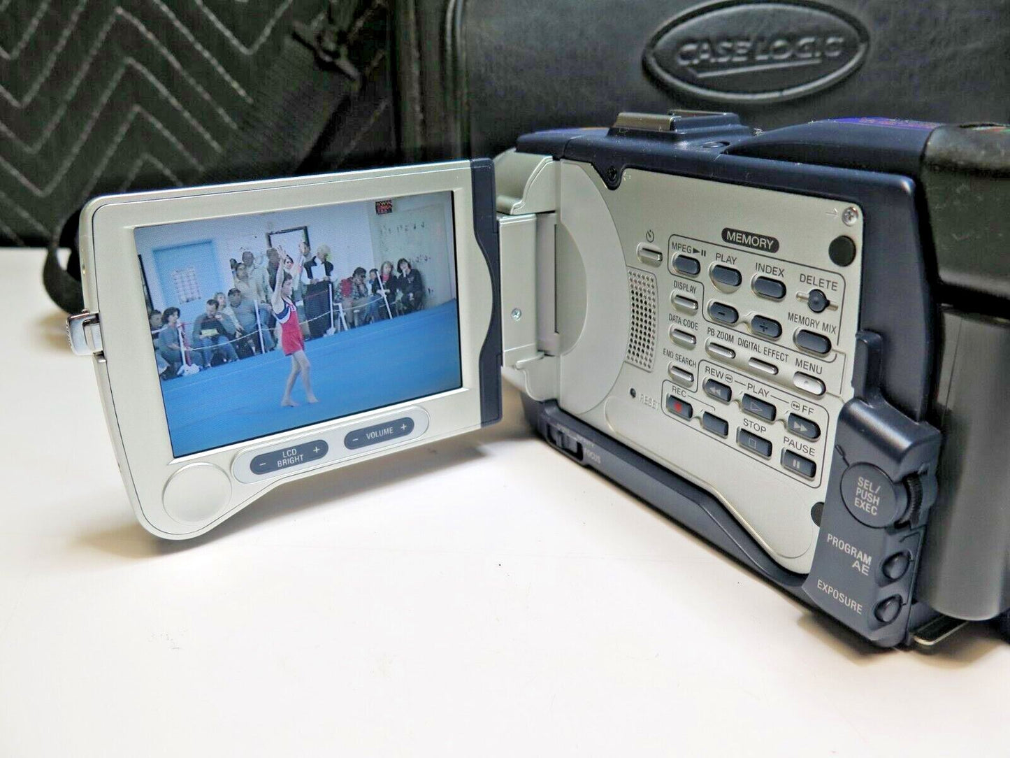 Sony DCR-TRV30 MiniDv Mini Dv Camera Stereo Camcorder VCR Player Video Transfer