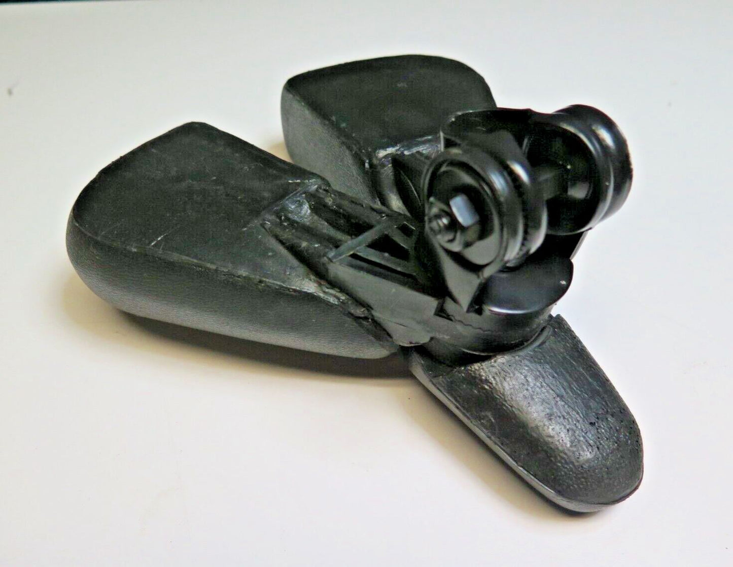 Adjustable Width Bike Saddle - Split Bicycle Seat - BiSaddle