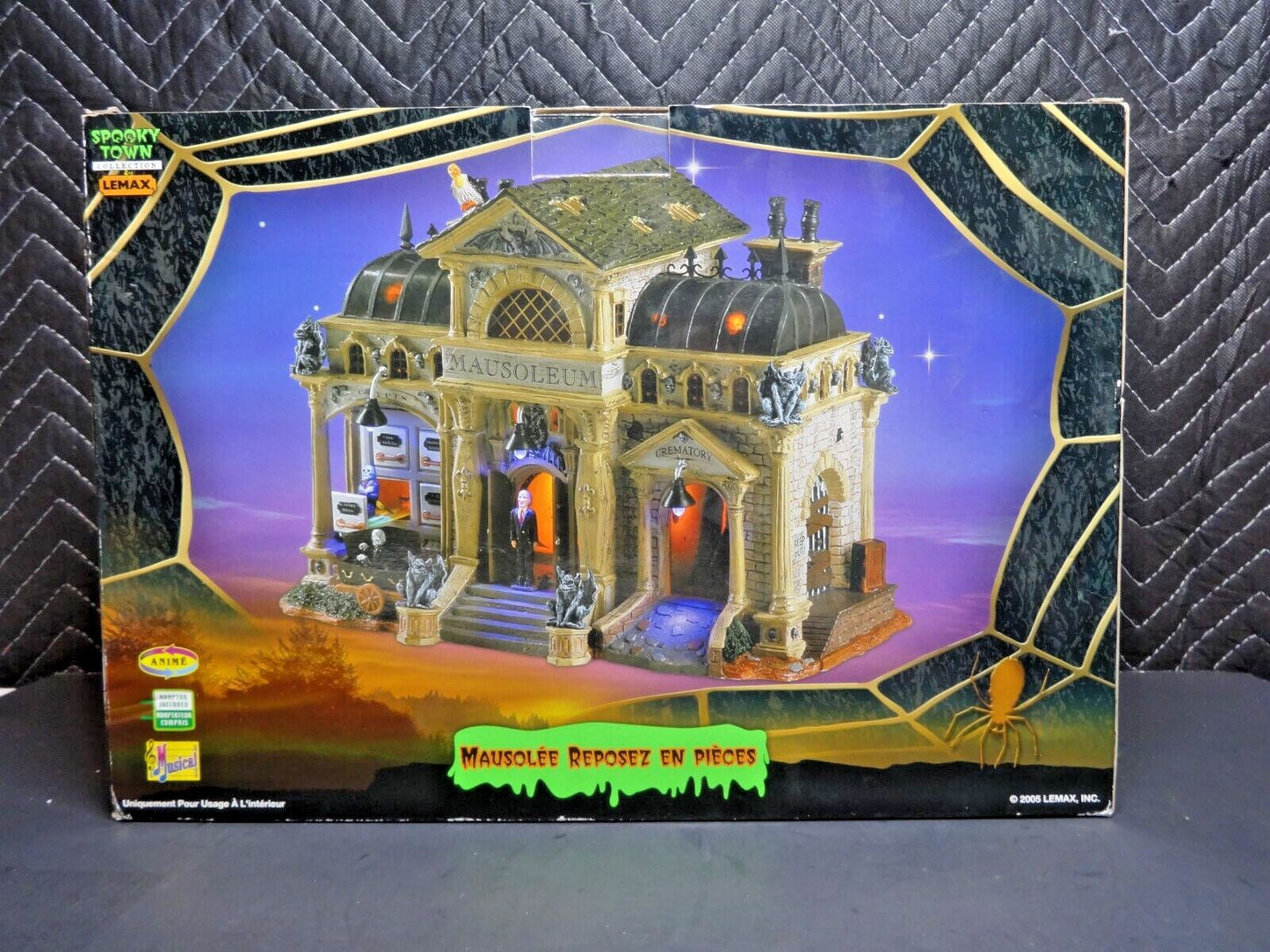2005 Lemax Spooky Town “Rest In Pieces Mausoleum” #55233 Lights Sound Motion