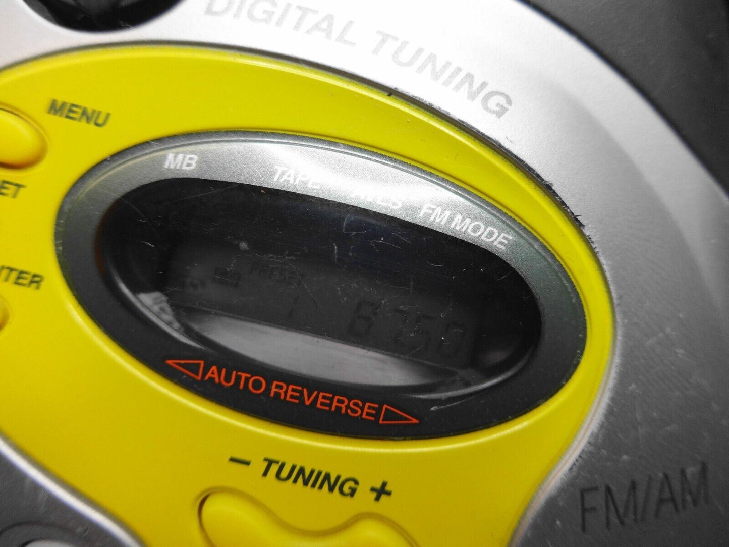 Sony Sports Walkman WM-FS421 TV/Weather/FM/AM Cassette Portable Radio *Serviced*