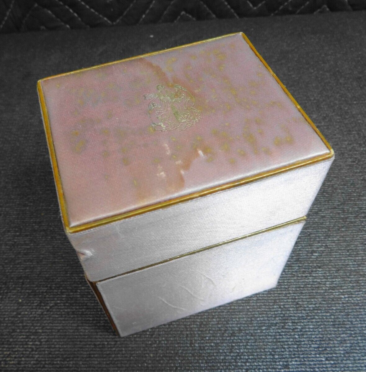 Vintage NINA RICCI CAPRICCI 1.5 oz Perfume Parfum, Lalique Sealed Bottle NOS