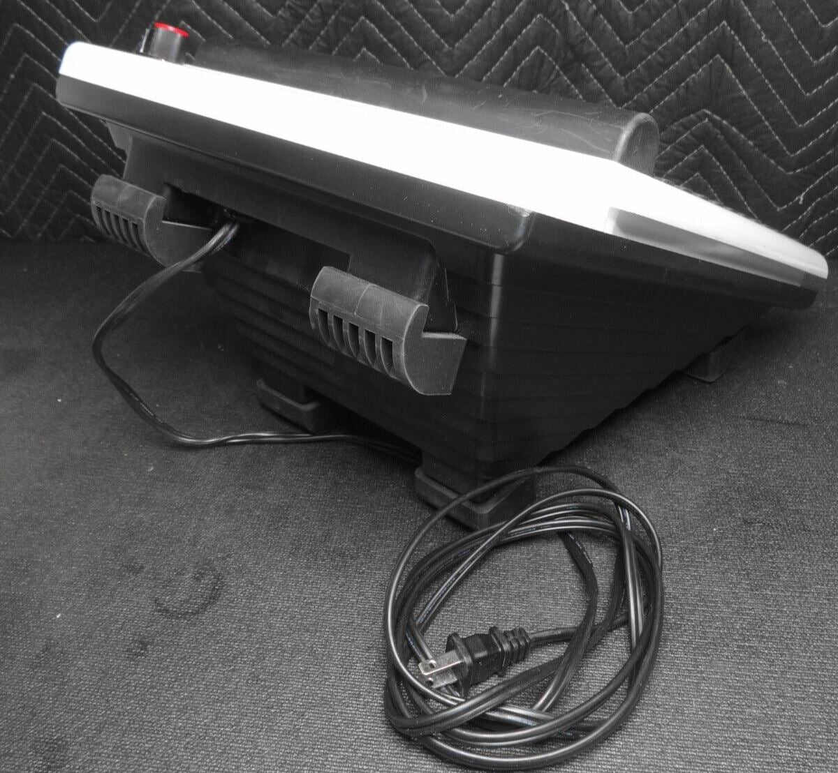 MedMassager Therapeutic Foot Massager MMF07 11-Speed Circulation - Working