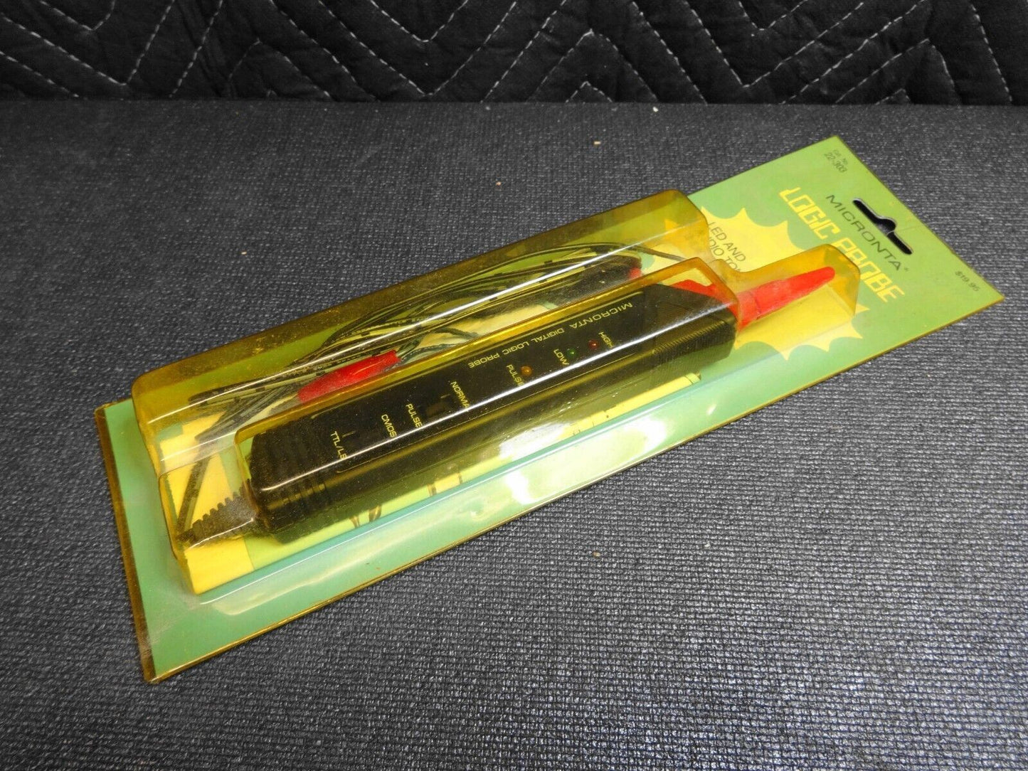 NEW Micronta 22-303 Digital Logic Probe/Pulser with instructions Never Opened