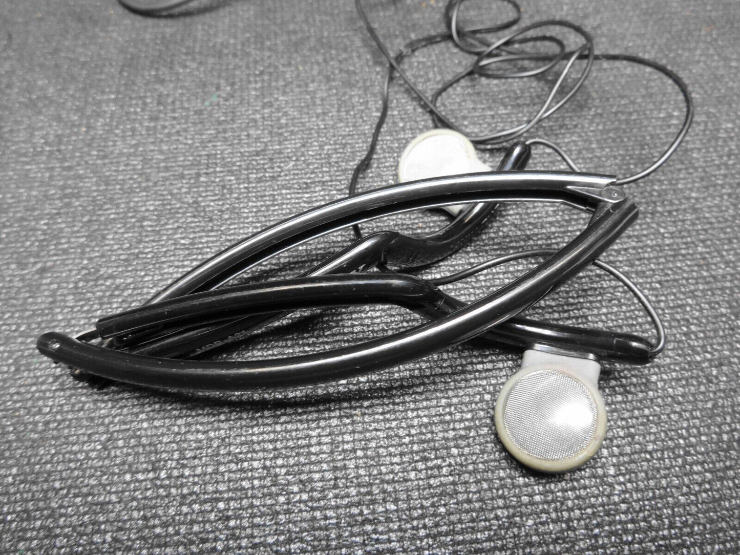 SONY STEREO HEADPHONES & REMOTE - MDR-A21 - for WALKMAN - MADE IN JAPAN