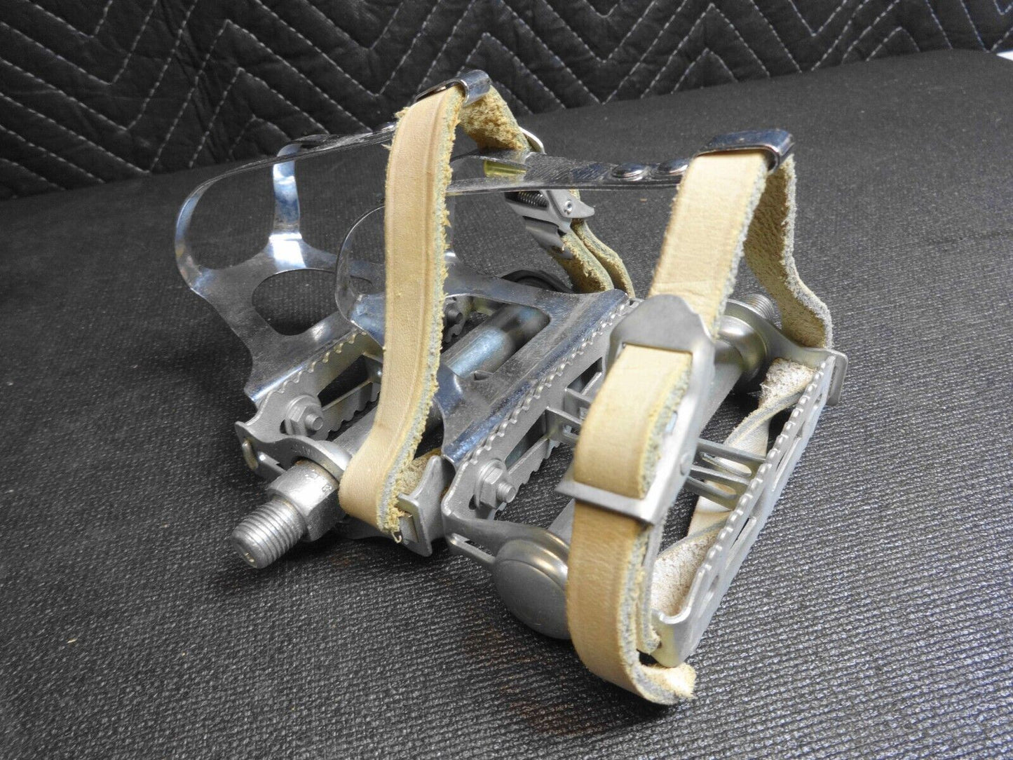 Vintage Union Pedals Christophe Toe Clip White Leather Strap