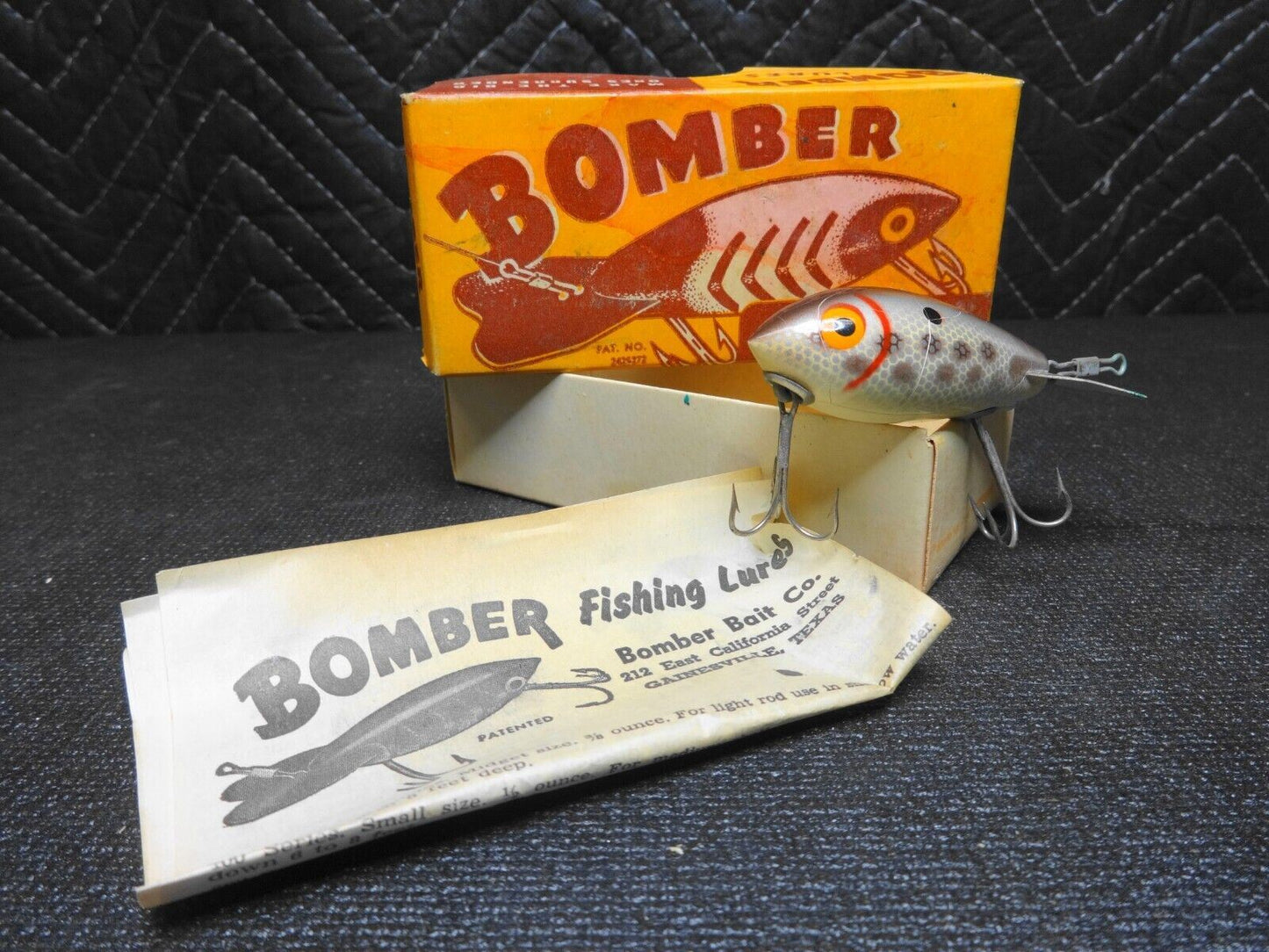 Old Package Bomber Deep Running Lure Crankbait 3.5" - Gray in Box - V8319-B