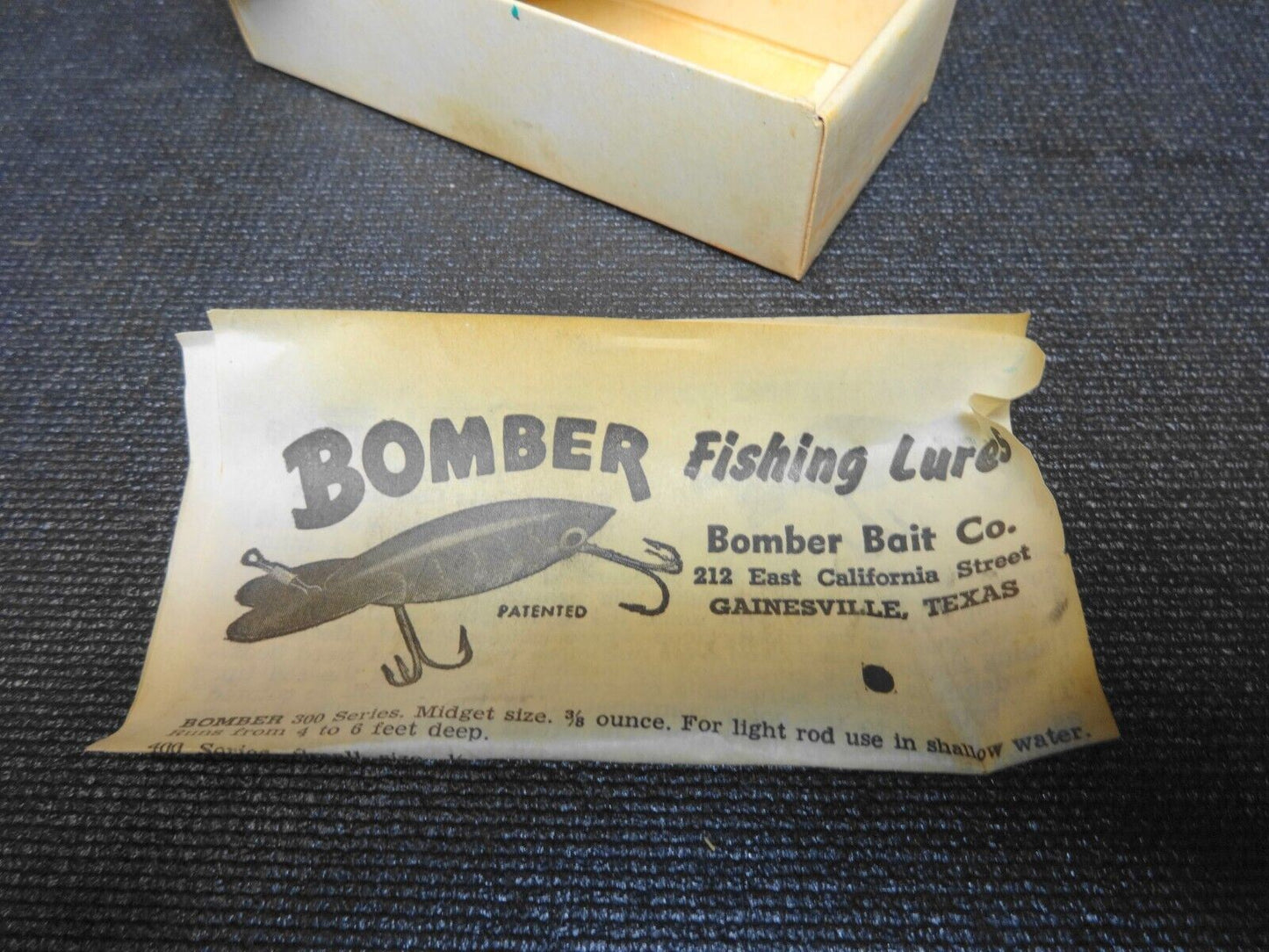 Old Package Bomber Deep Running Lure Crankbait 3.5" - Gray in Box - V8319-B