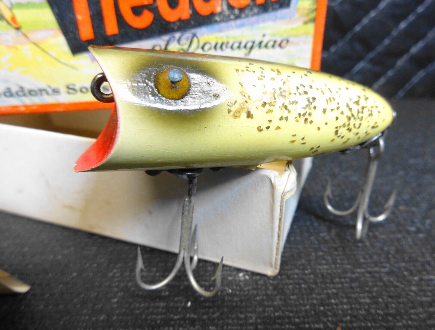 VINTAGE HEDDON BABY LUCKY 13 FISHING LURE WOODEN TACK EYES GLITTER SCALE BACK
