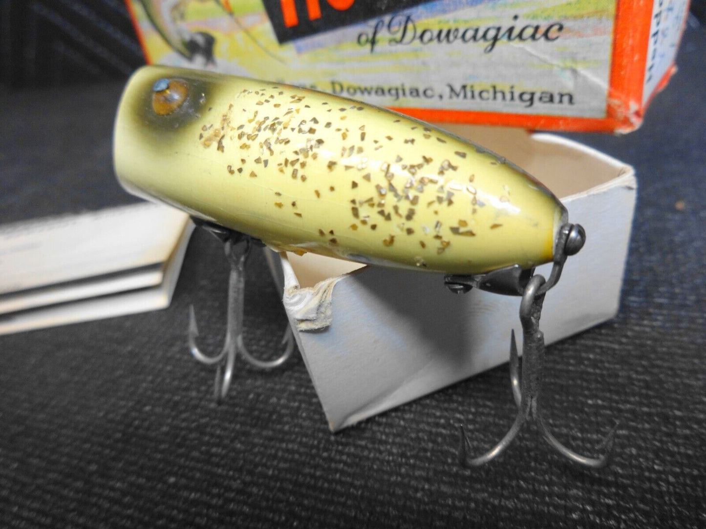 VINTAGE HEDDON BABY LUCKY 13 FISHING LURE WOODEN TACK EYES GLITTER SCALE BACK