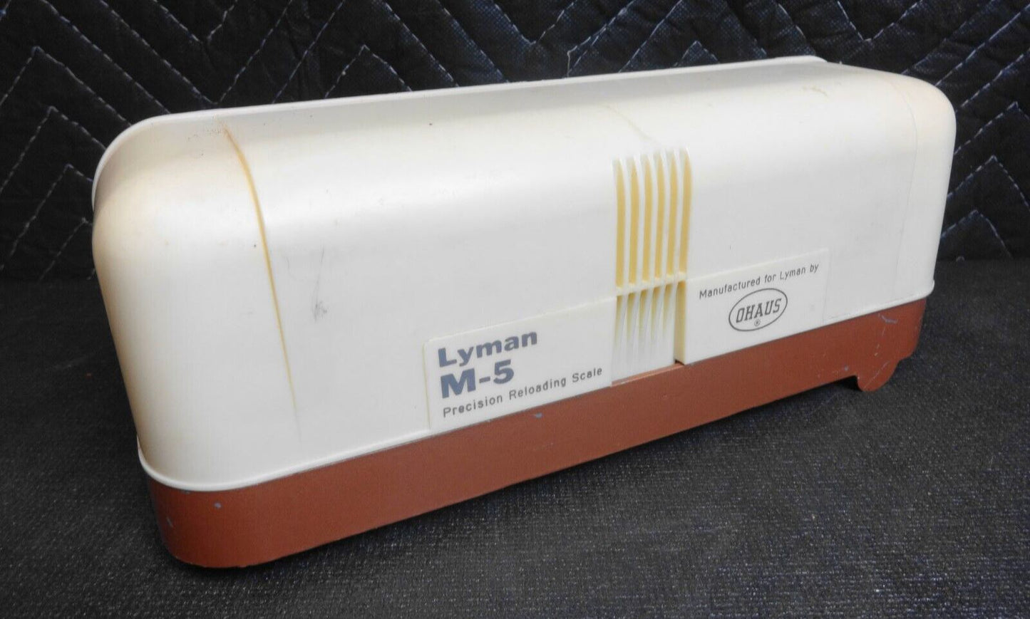 Lyman M-5 (Magnetic Damping) Precision Reloading Powder Scale by Ohaus