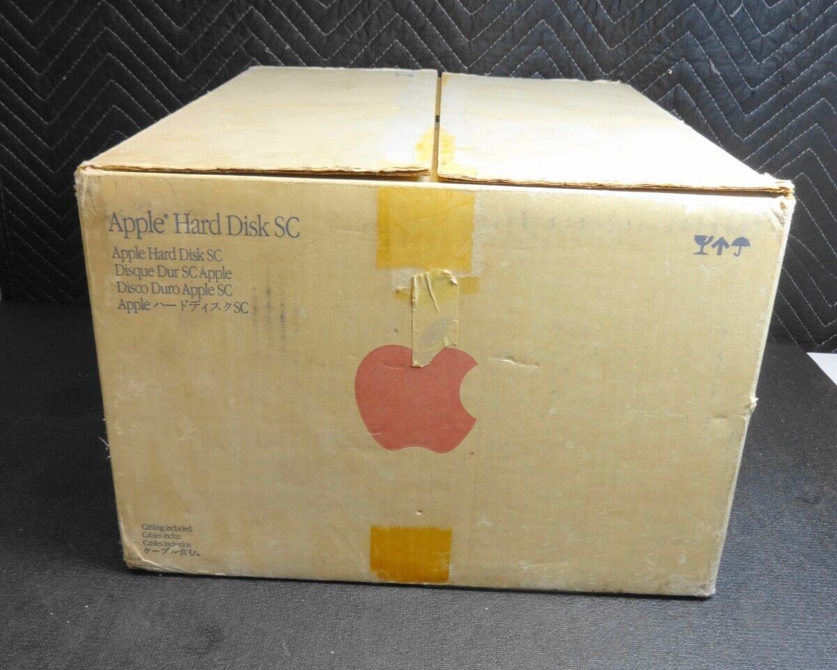 Vintage Apple Hard Disc 20SC Model M2604 w/ Original Box, Cables & Inserts