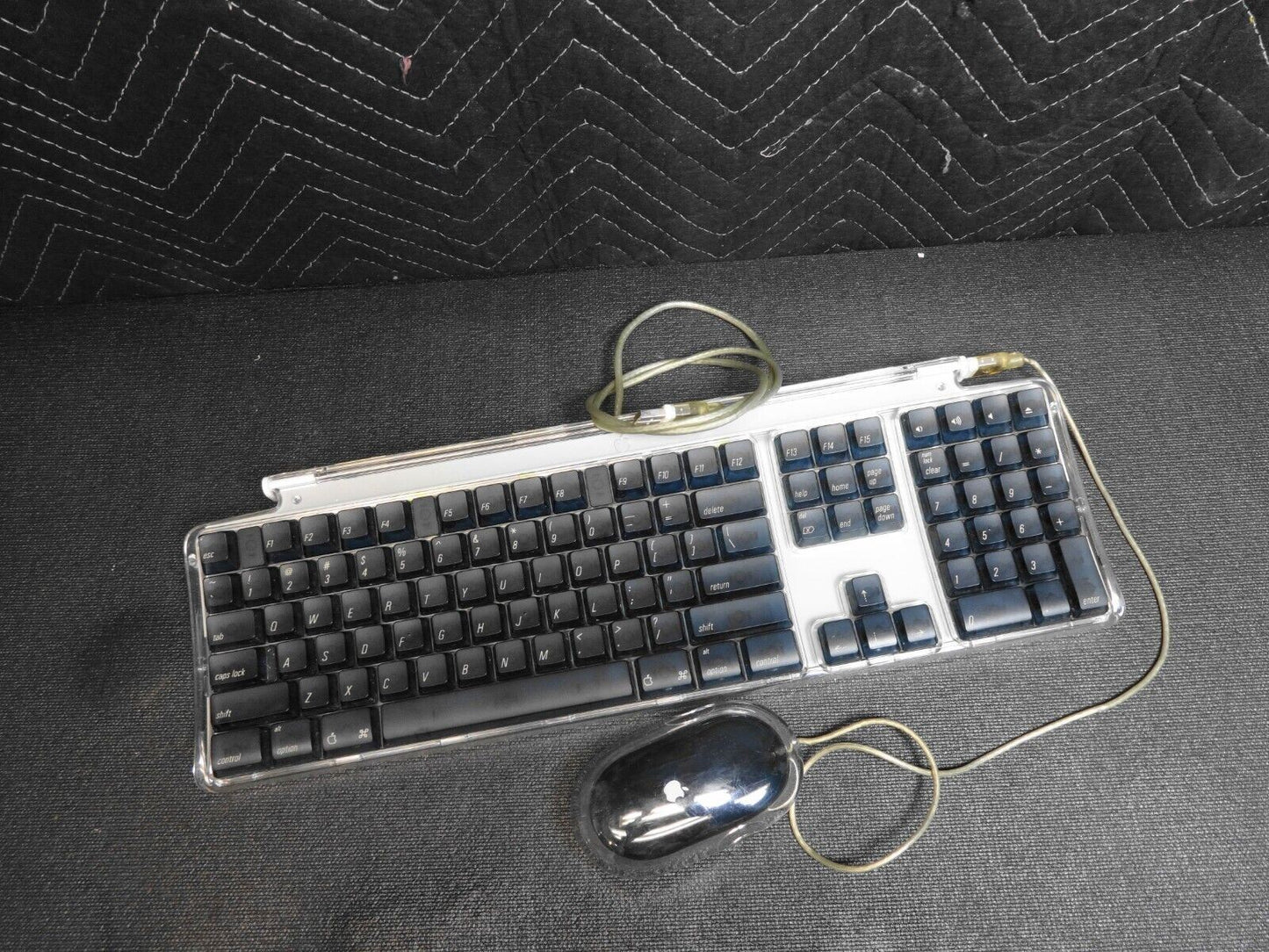 Apple Pro Keyboard Black USB Keyboard Power Mac iMac G3 G4 G5 M7803 M8732LL/A