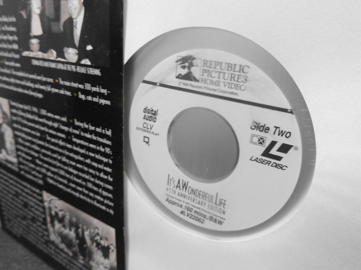 Its a Wonderful Life (2 Laserdisc, 45th Anniversary Edition)