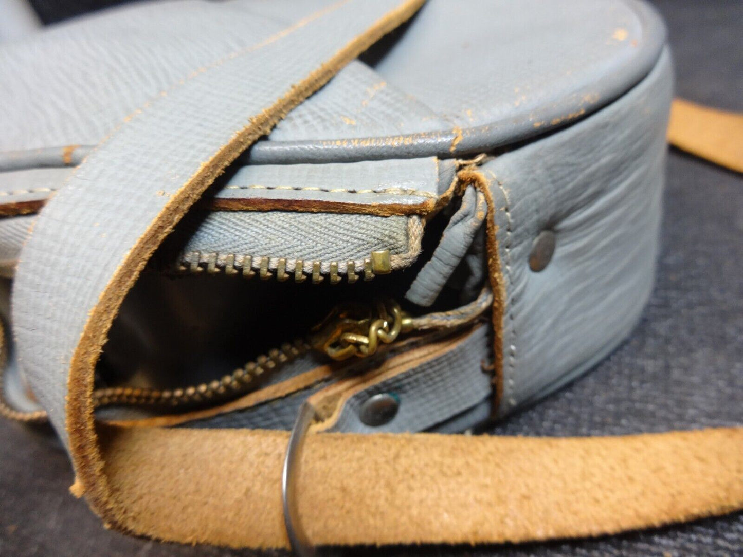 YASHICA 8 Model T-2 8MM MOVIE CAMERA W/Lenses | Released late 1950s