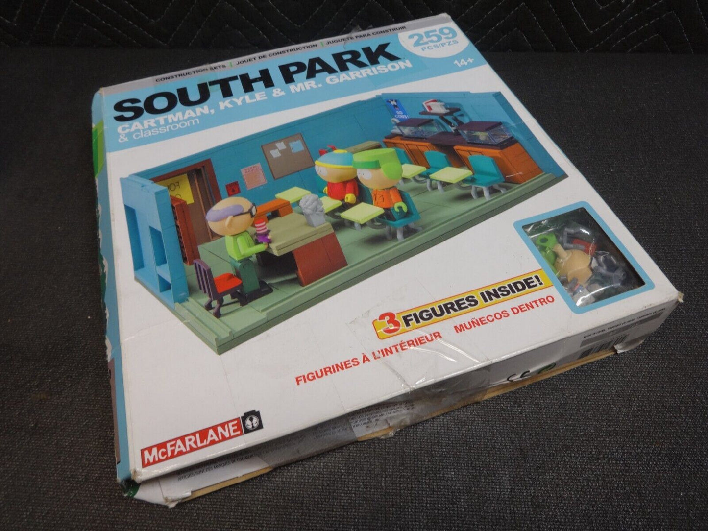 CLASSROOM Cartman KYLE Mr Garrison Figures SOUTH PARK McFarlane CONSTRUCTION SET