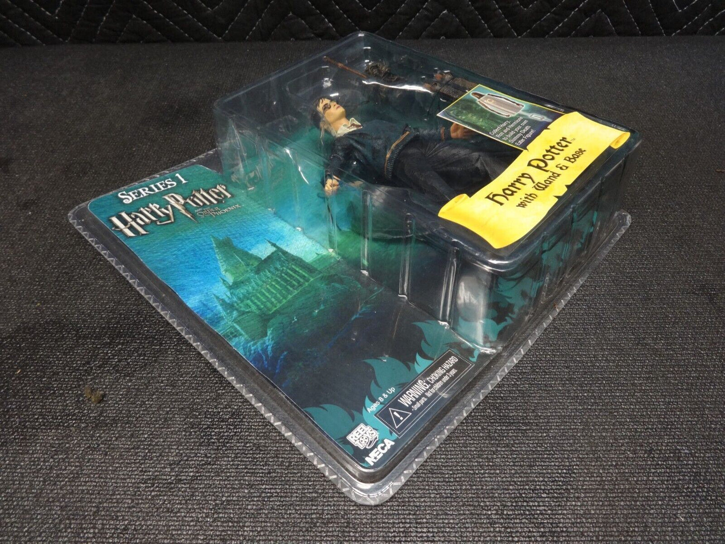 Harry Potter and the Order of the Phoenix w/ Wand & Base Series 1 NECA Sealed