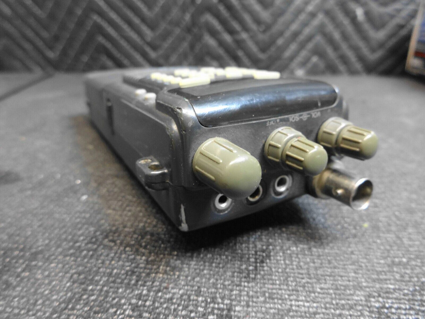 Alinco DJ-580 Dual Band Handheld Amateur Transceiver - working (Battery expired)