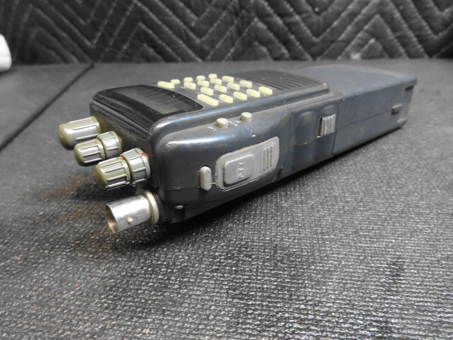 Alinco DJ-580 Dual Band Handheld Amateur Transceiver - working (Battery expired)