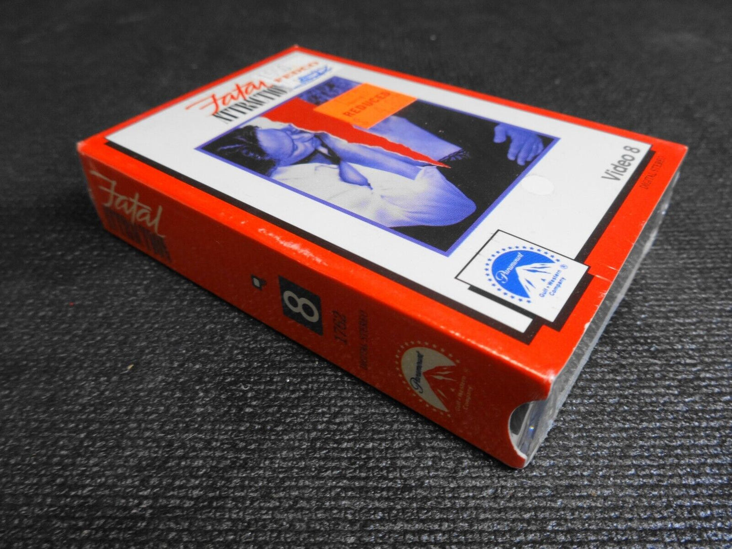 Fatal Attraction on Video 8 Cassette in factory sealed package - Michael Douglas