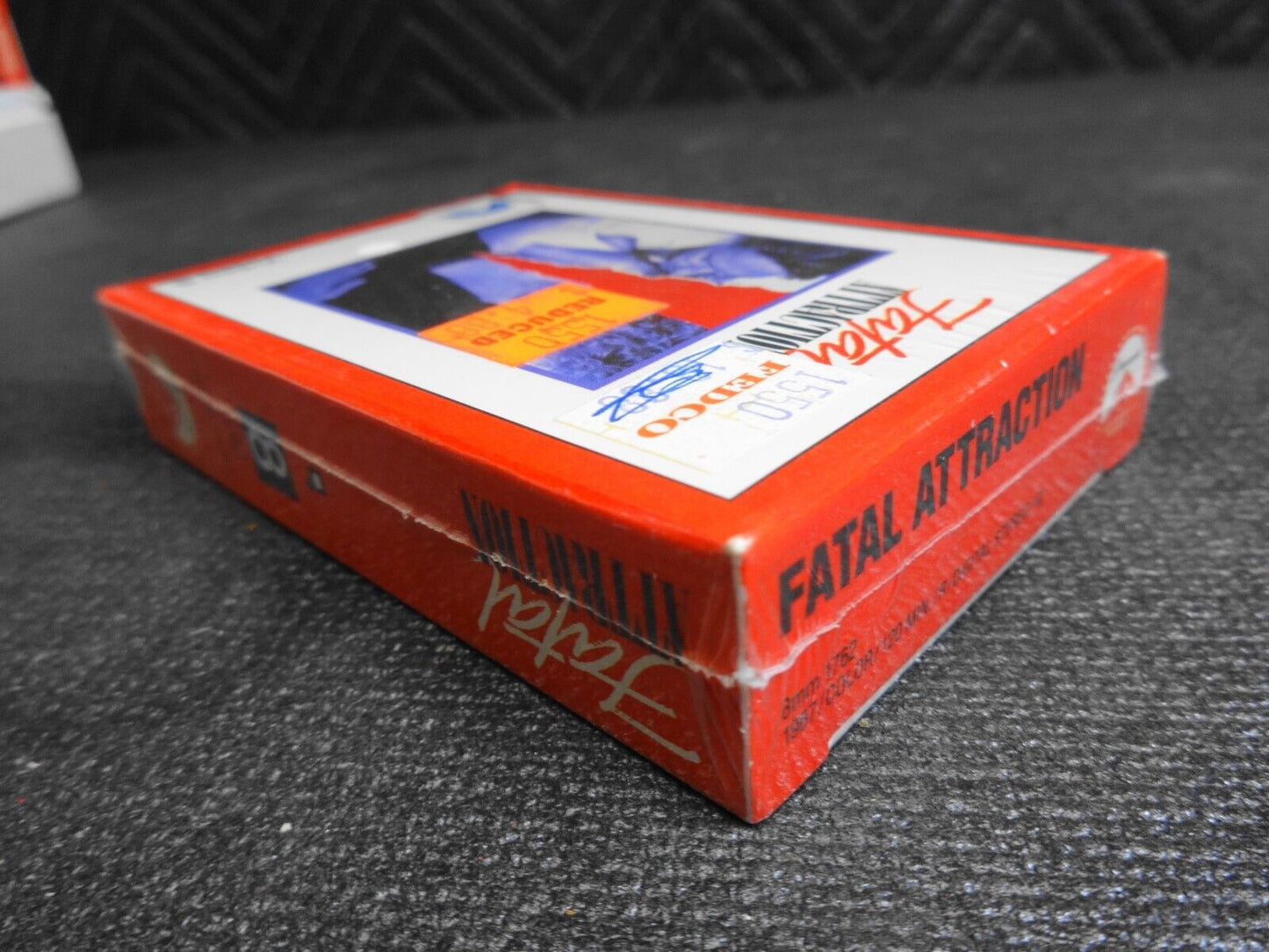 Fatal Attraction on Video 8 Cassette in factory sealed package - Michael Douglas