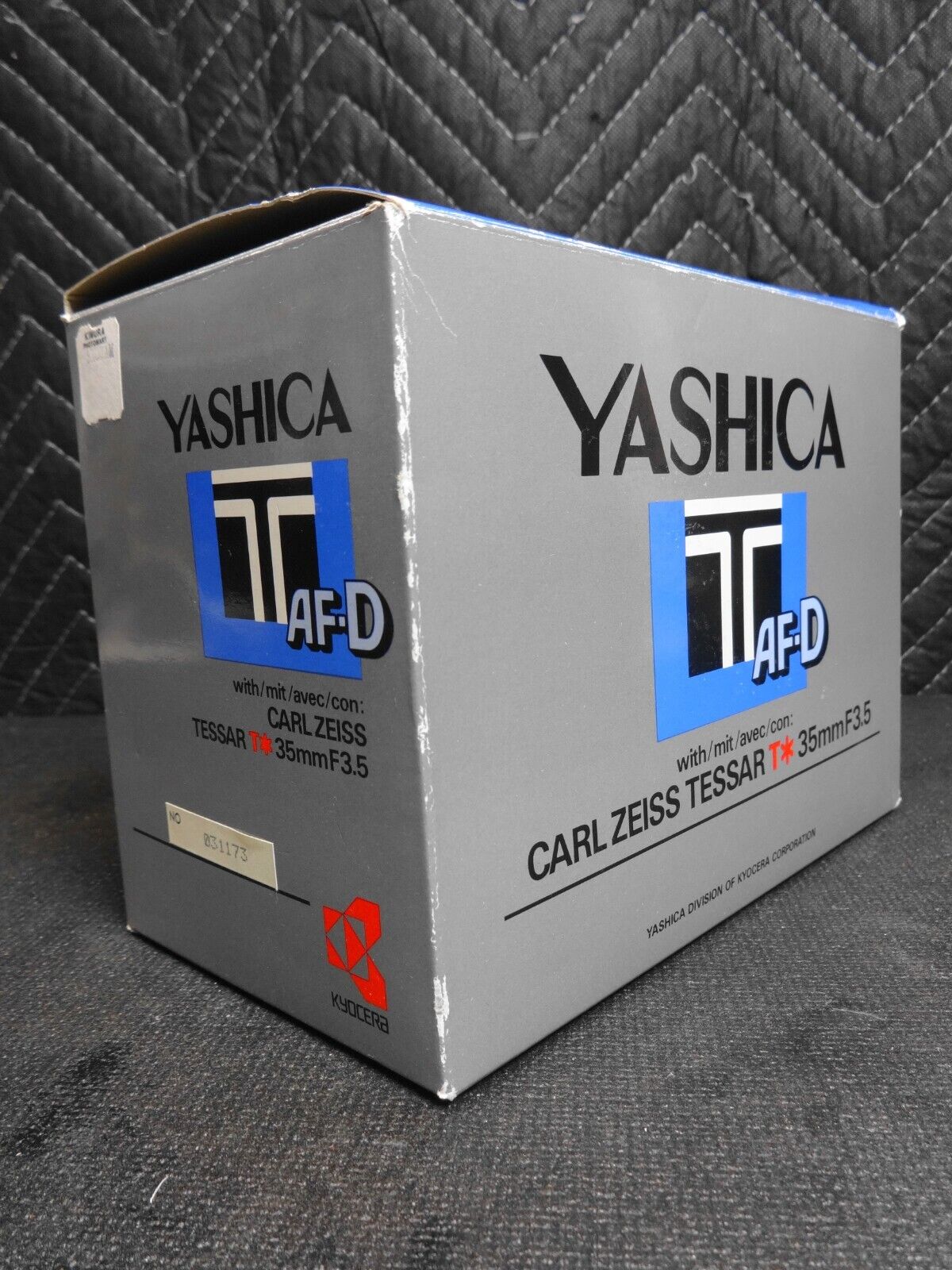 1984 Kyocera Yashica T AF-D 35mm Point & Shoot Film Camera w/ Box Manual Papers