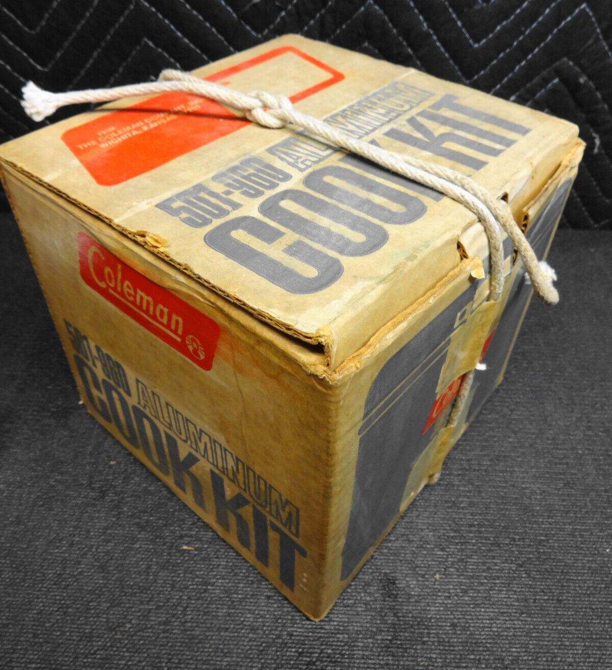 Vintage Coleman 502 stove & 501-960 Sportster Cook Kit in Original 501 Box