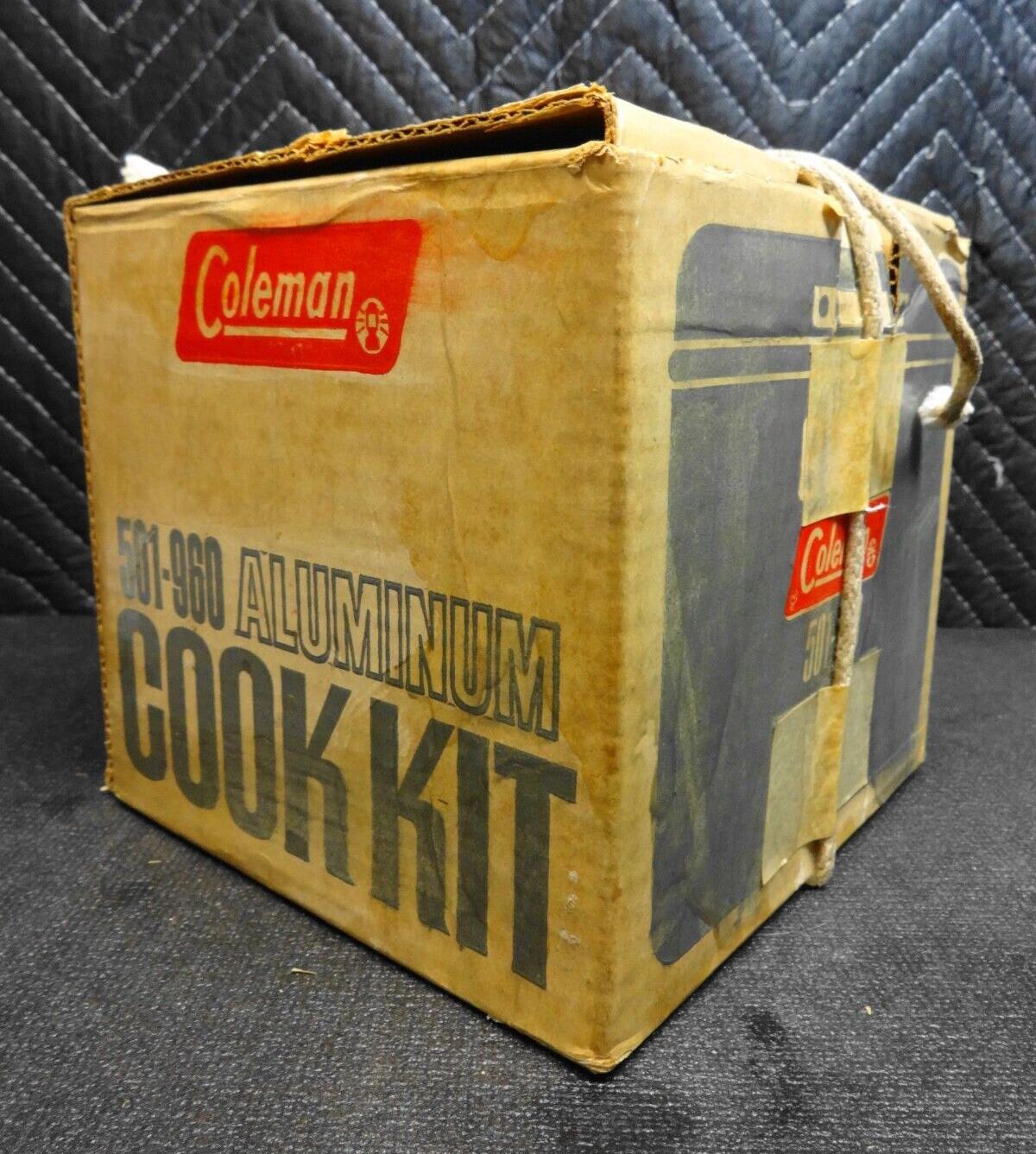 Vintage Coleman 502 stove & 501-960 Sportster Cook Kit in Original 501 Box