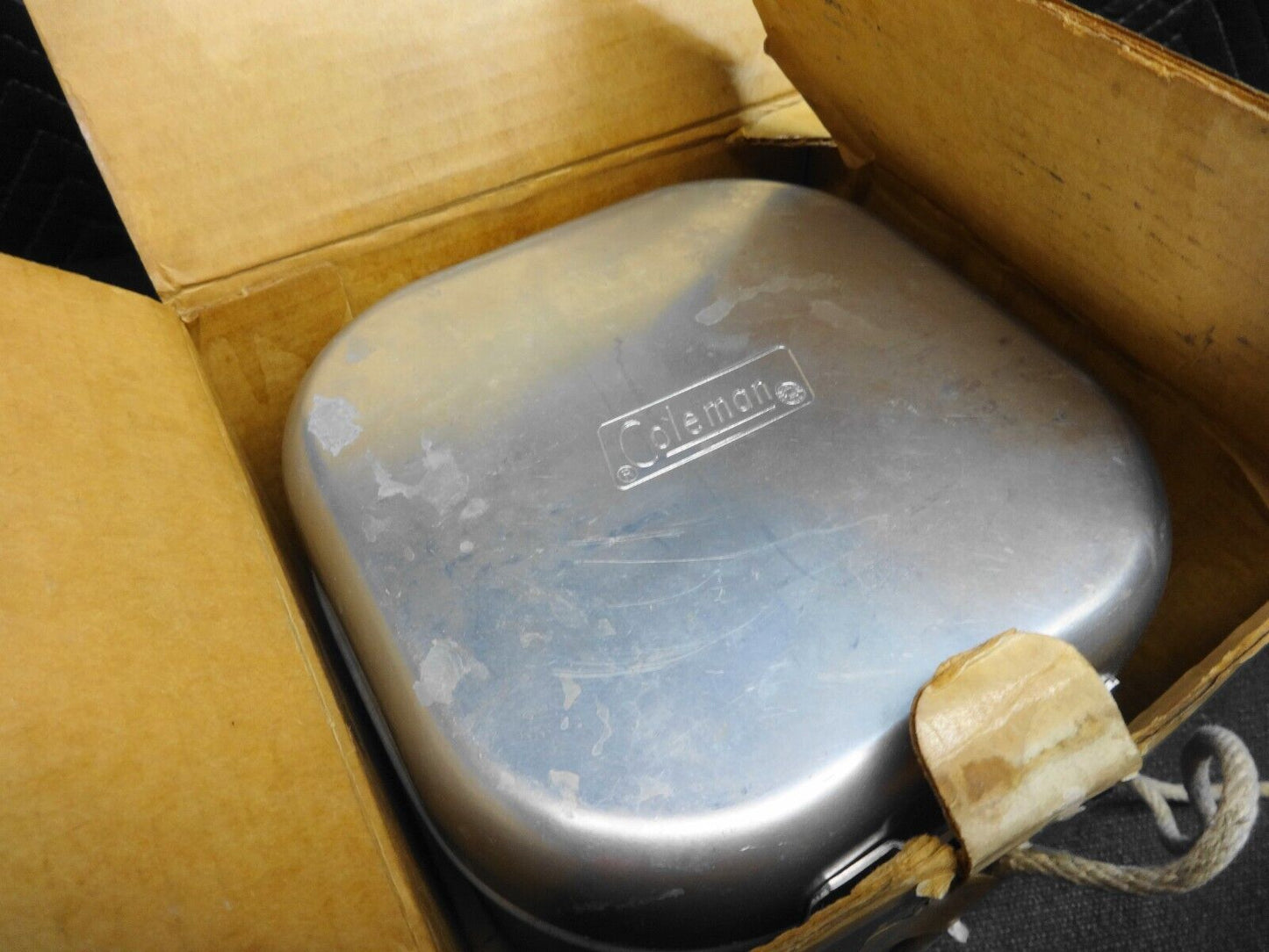 Vintage Coleman 502 stove & 501-960 Sportster Cook Kit in Original 501 Box