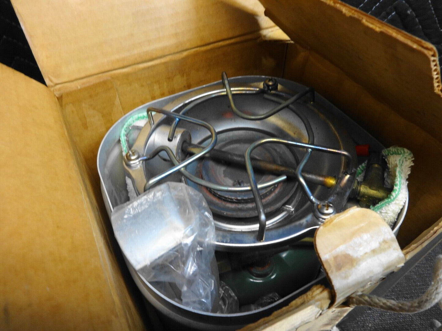 Vintage Coleman 502 stove & 501-960 Sportster Cook Kit in Original 501 Box