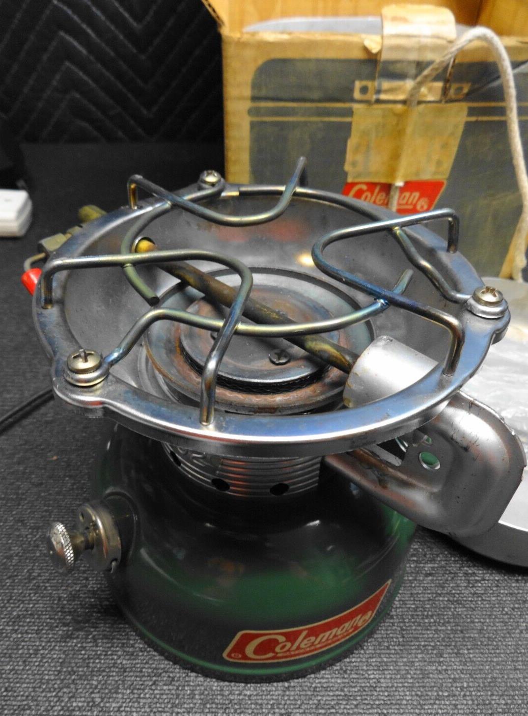Vintage Coleman 502 stove & 501-960 Sportster Cook Kit in Original 501 Box