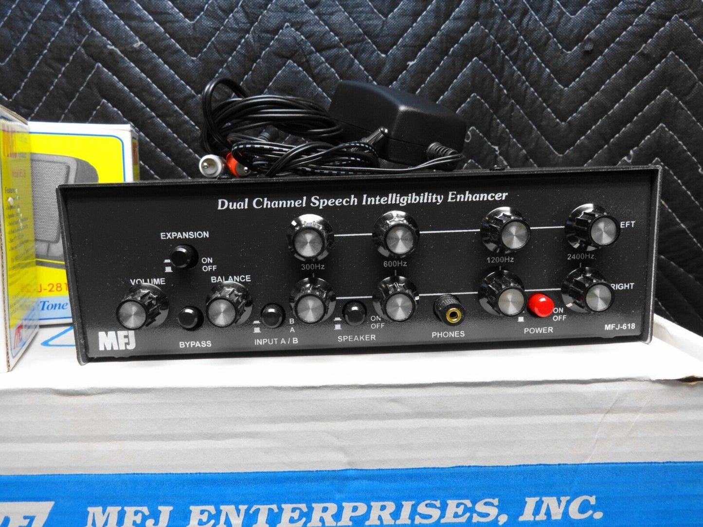MFJ-618 SPEECH INTELLIGIBILITY ENHANCER Dual Channel w/ Power, Cables, Speakers