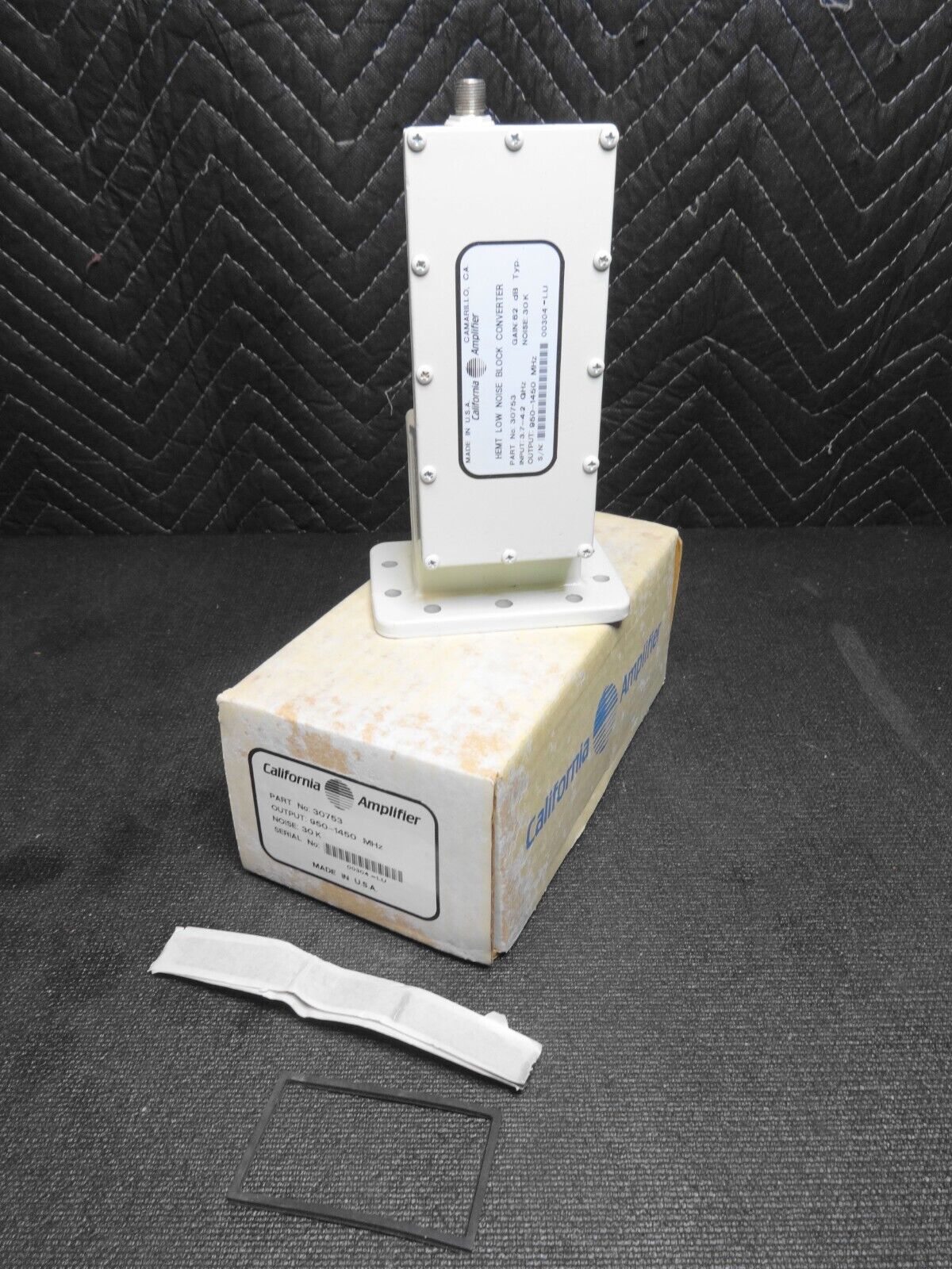 California Amplifier No. 30753 950-1450 MHz 30K Low Noise Block Converter