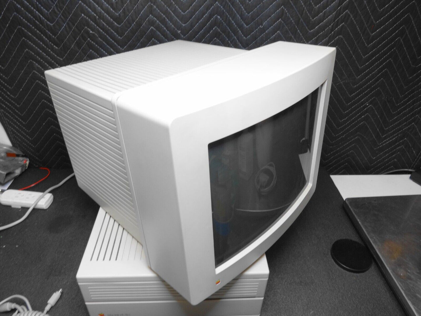 Vintage Apple Macintosh IIci Mac M5780 Computer, Monitor, Mouse, Keyboard