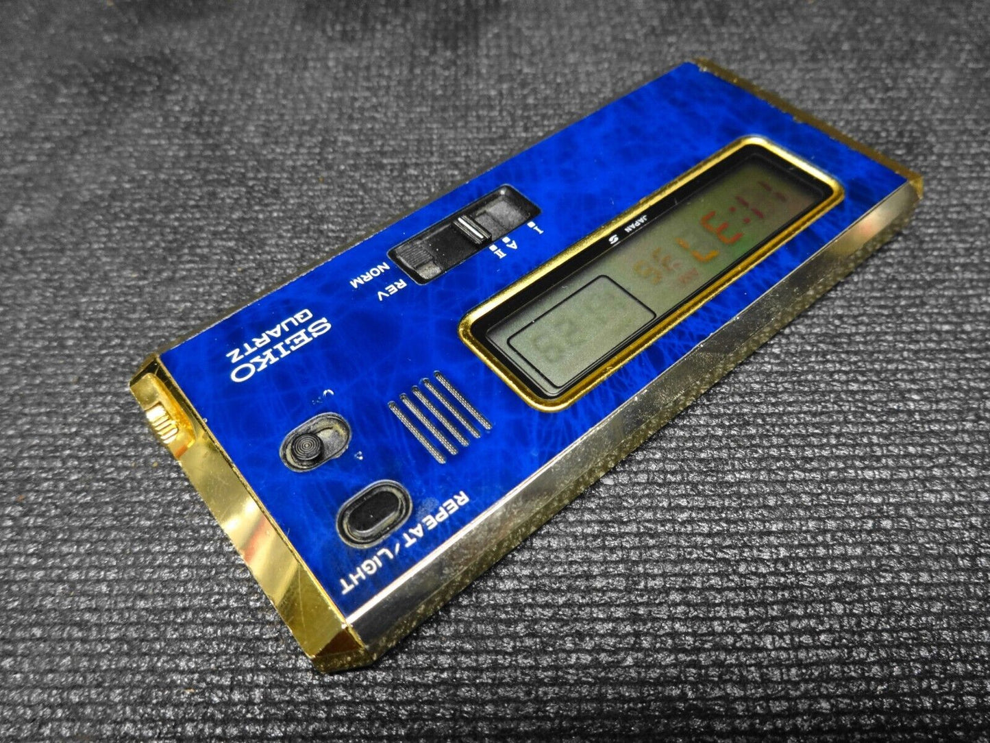 VINTAGE SEIKO QUARTZ BASE METAL ALARM CLOCK 7411-003L SEIKOSHA CO.