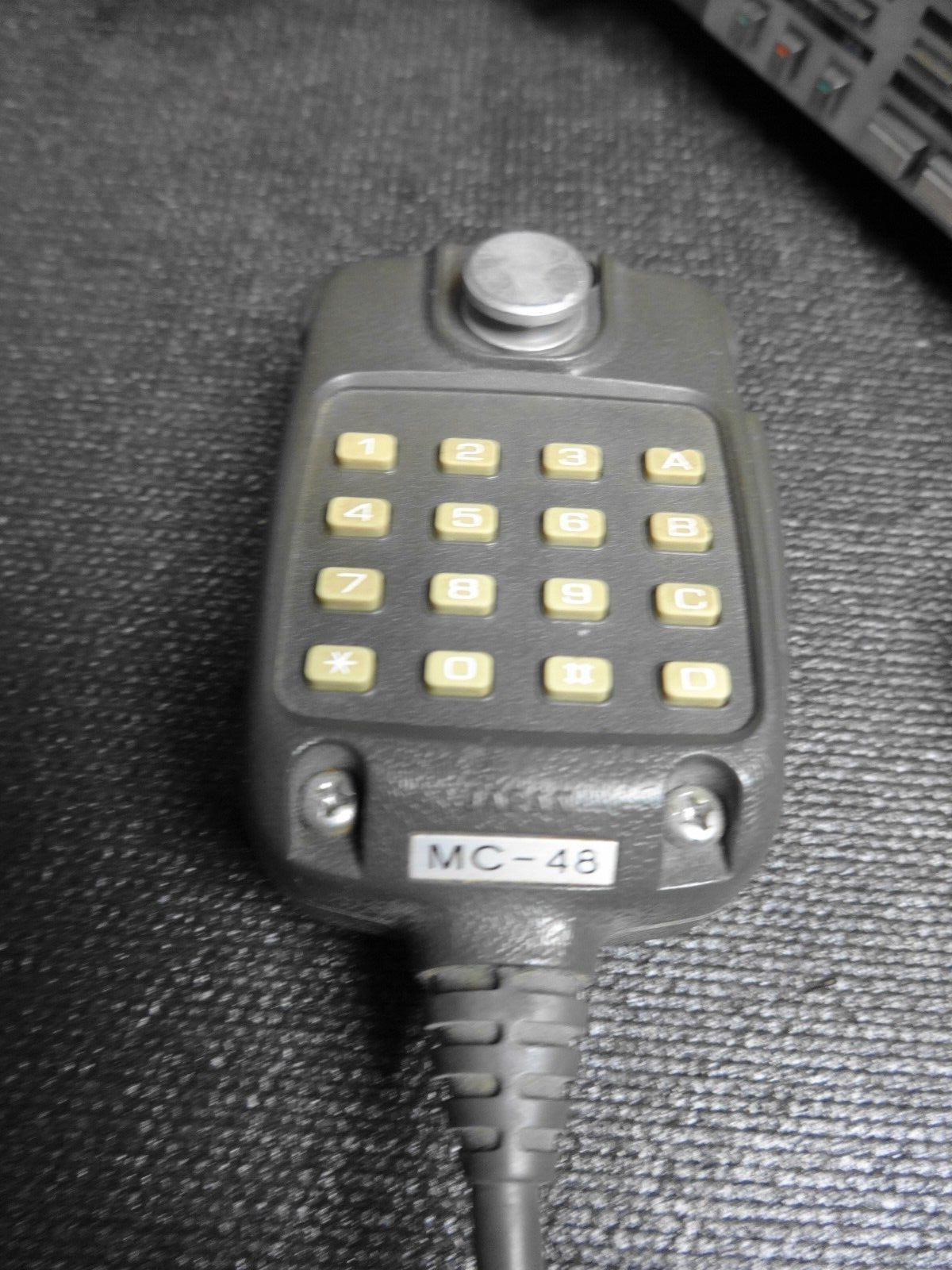 KENWOOD TW-4000A DUAL-BANDER w/ MC-48 MIC - TRANSCEIVER