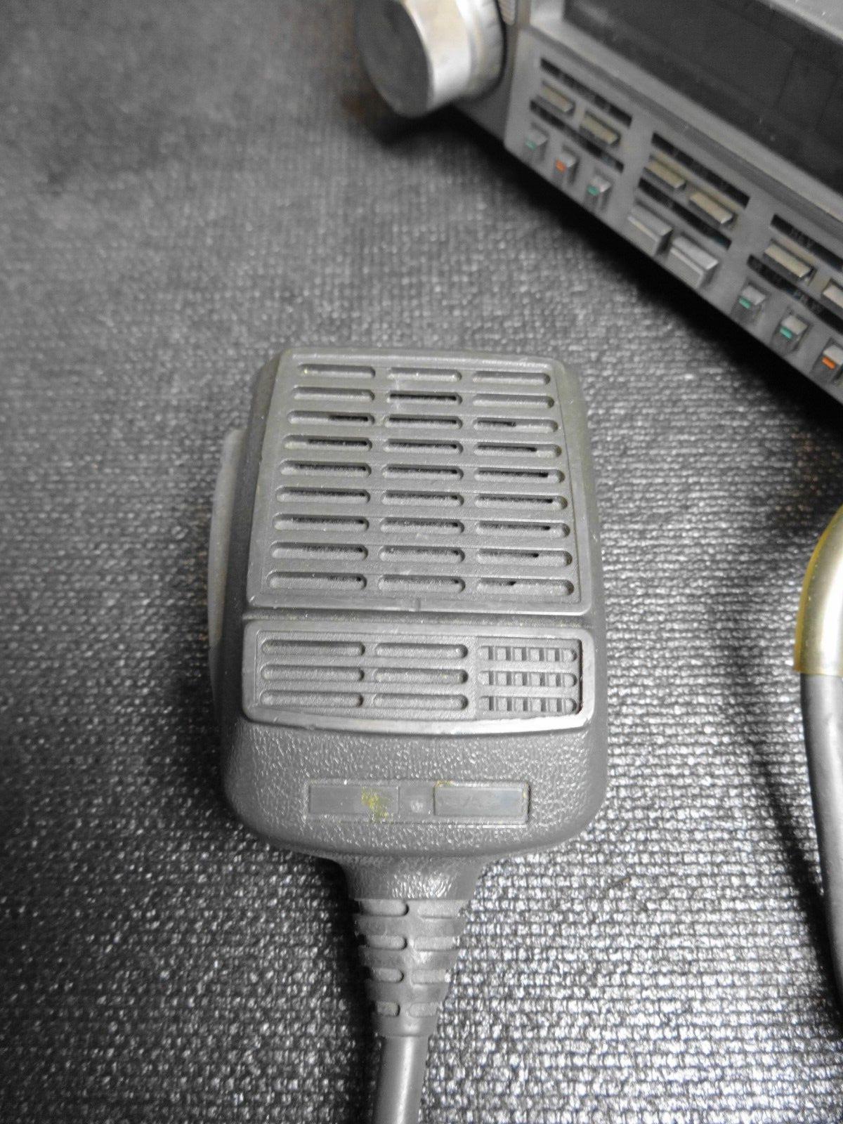 KENWOOD TW-4000A DUAL-BANDER w/ MC-48 MIC - TRANSCEIVER