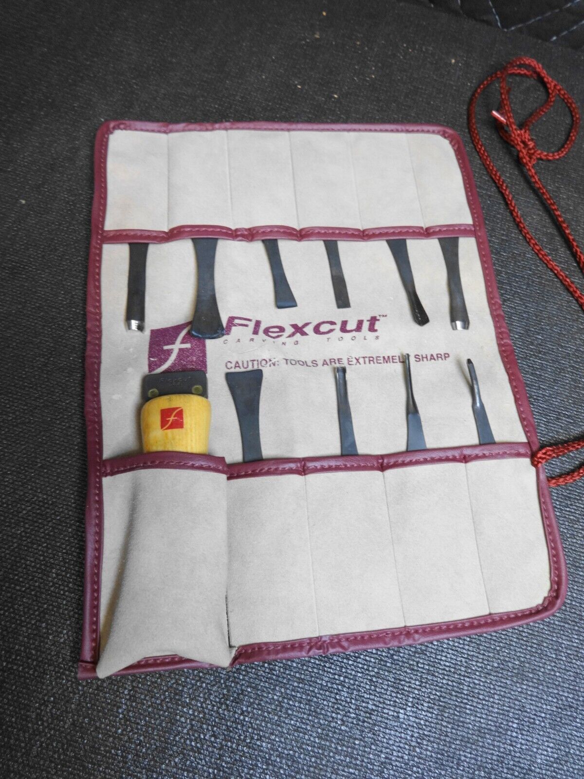 FLEXCUT 11-Piece Craft Wood Carving Set 10 blades - GOOD USED Condition SHARP