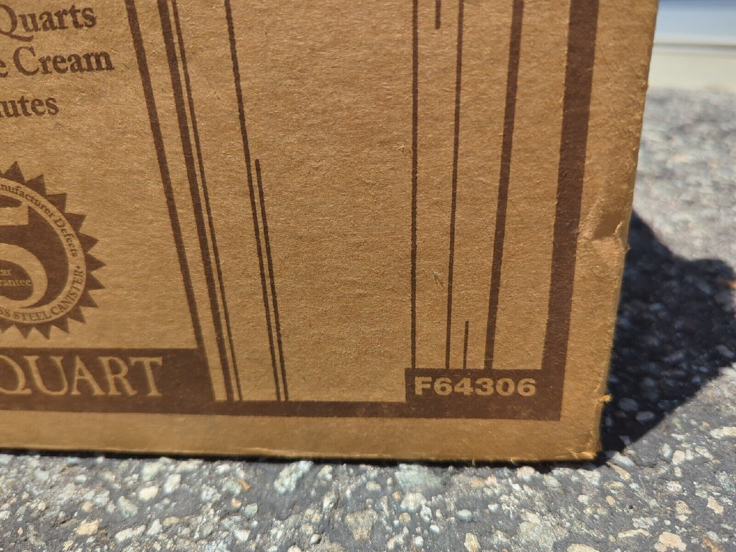 White Mountain Ice Cream Freezer 6 Qt. Triple Motion Vintage F64306 ALMOST NIB