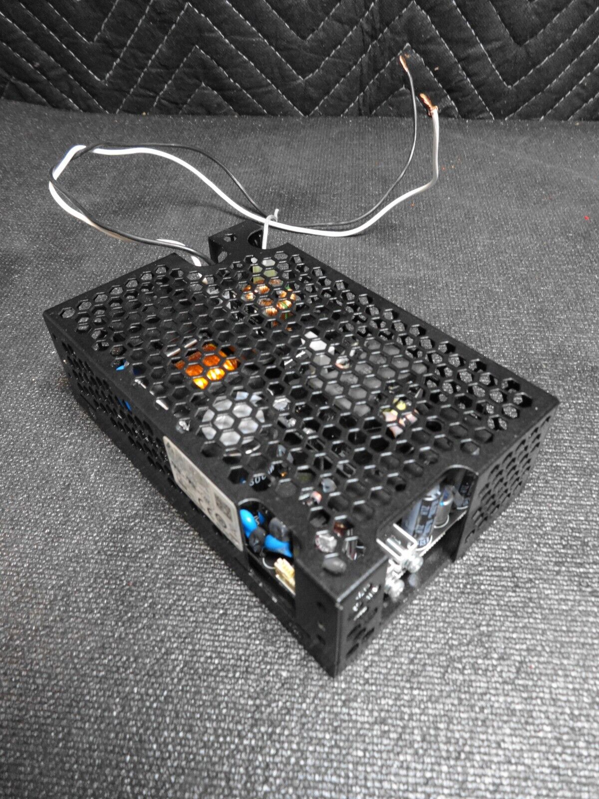 DELTA ELECTRONICS MDS-400ADB12 POWER SUPPLY 12VDC 400W