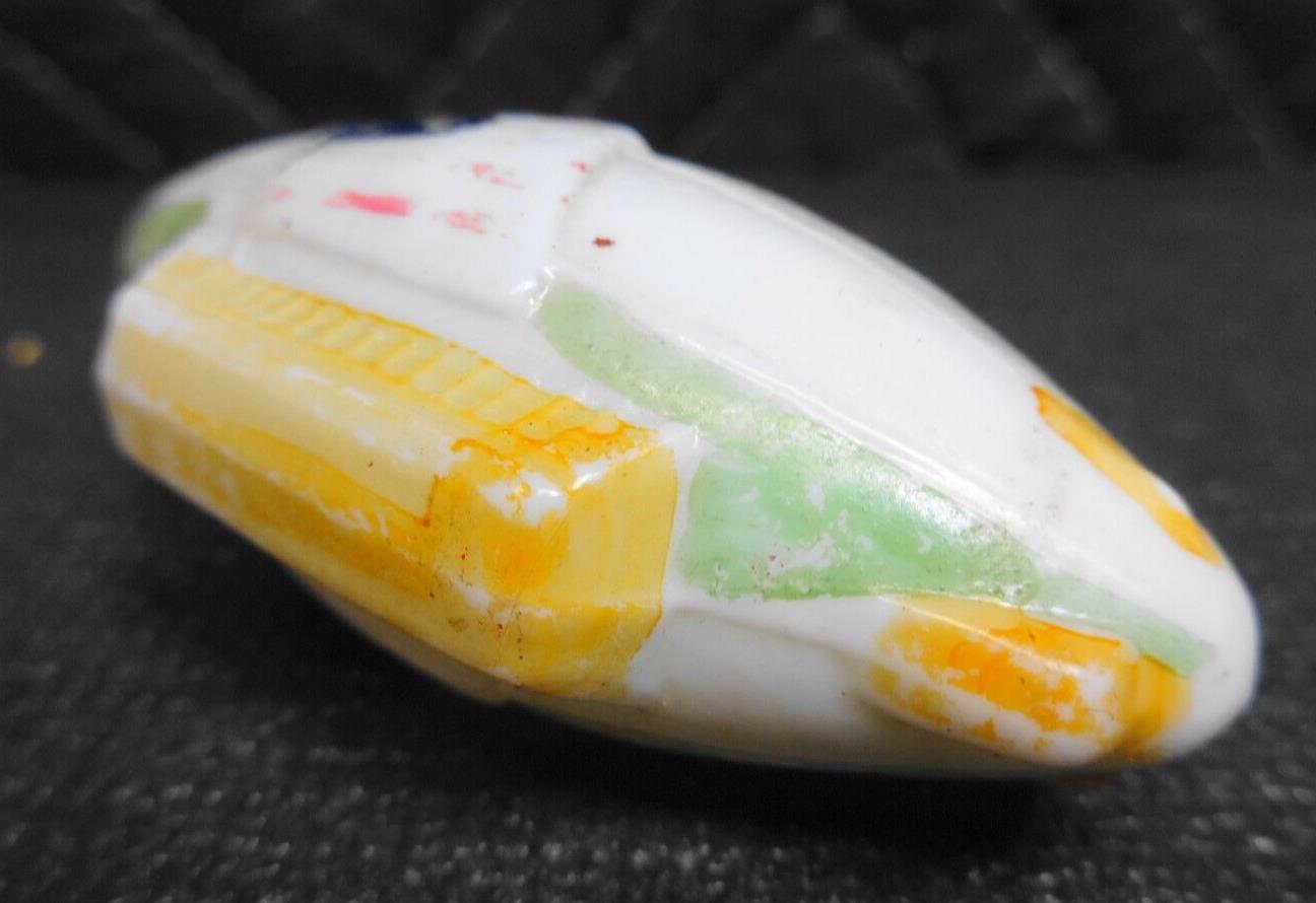 VINTAGE BLIMP AIRSHIP DERIGIBLE ZEPPELIN Figural Milk Glass Light Bulb C6 TESTED