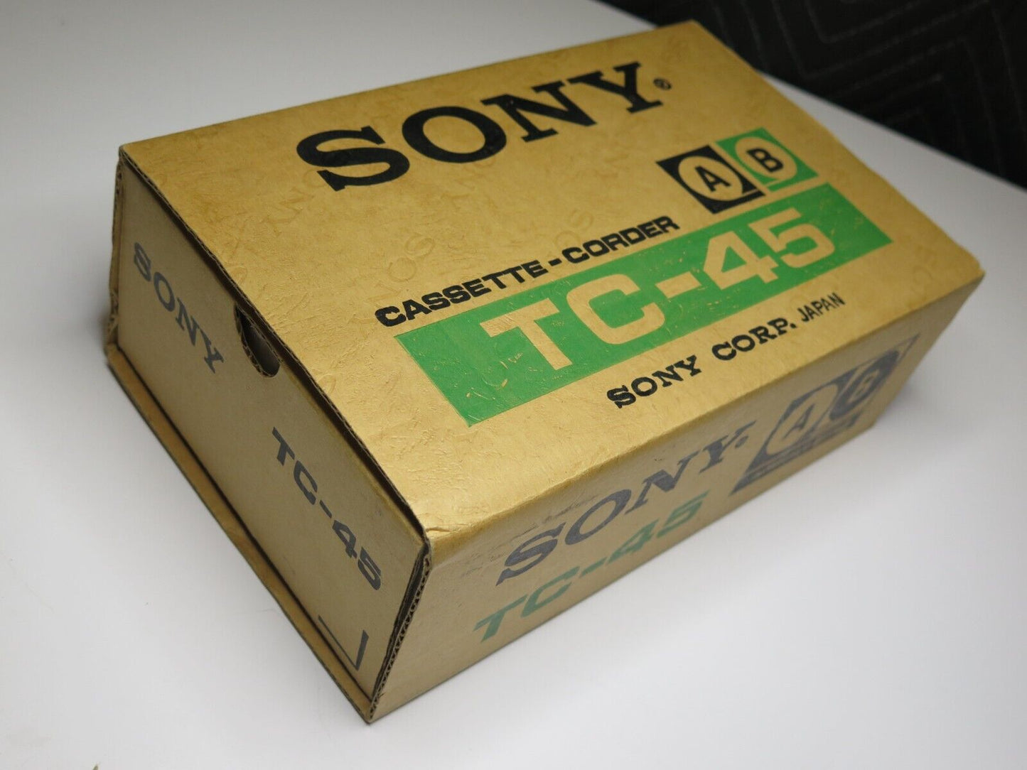 SONY TC-45 TAPE RECORDER CASSETTE PLAYER VINTAGE in Original Box w/ Manual