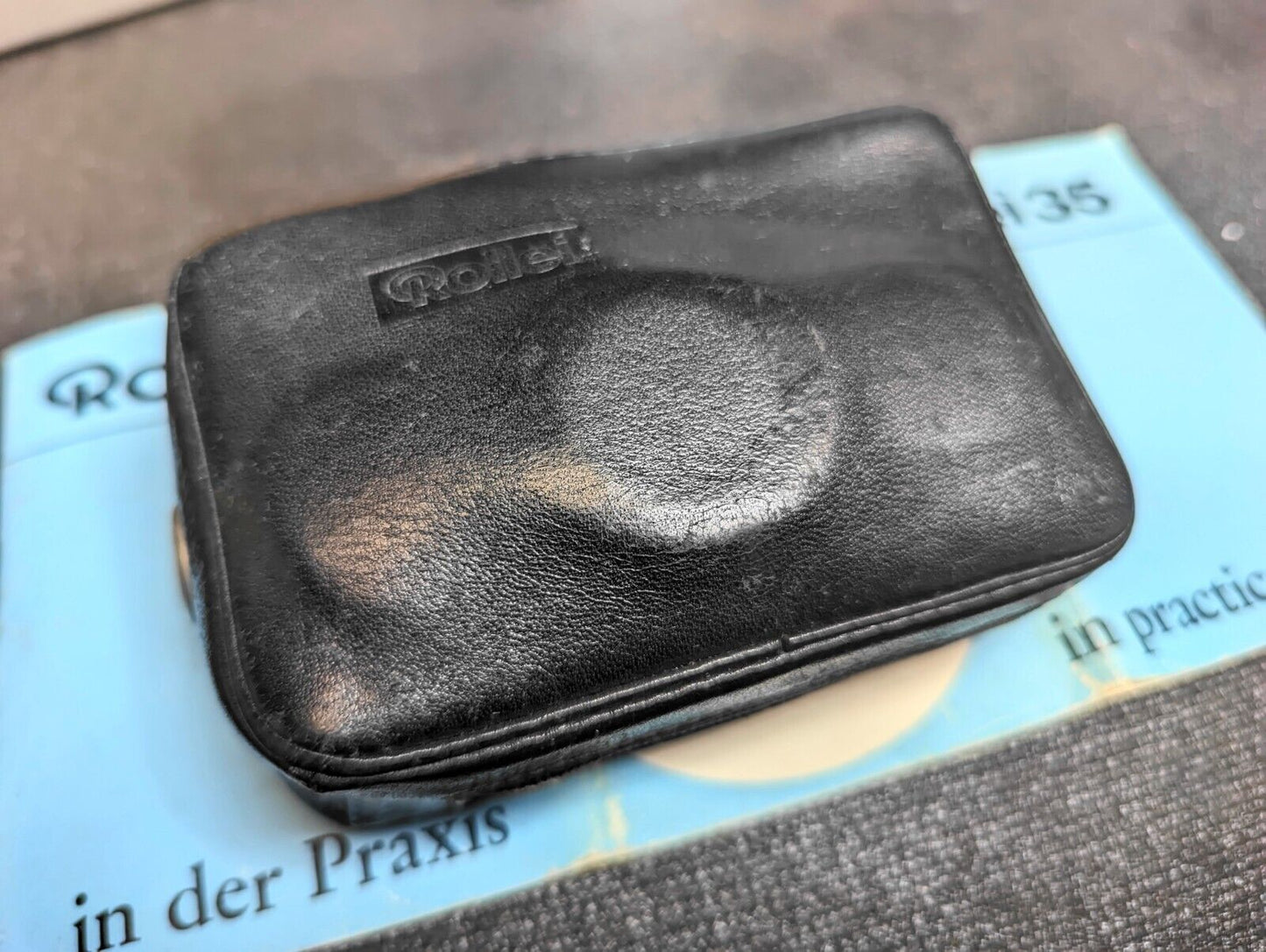 Rollei 35 Germany with 40mm f3.5 Tessar Lens - Box, Leather Pouch, Batt & Manual