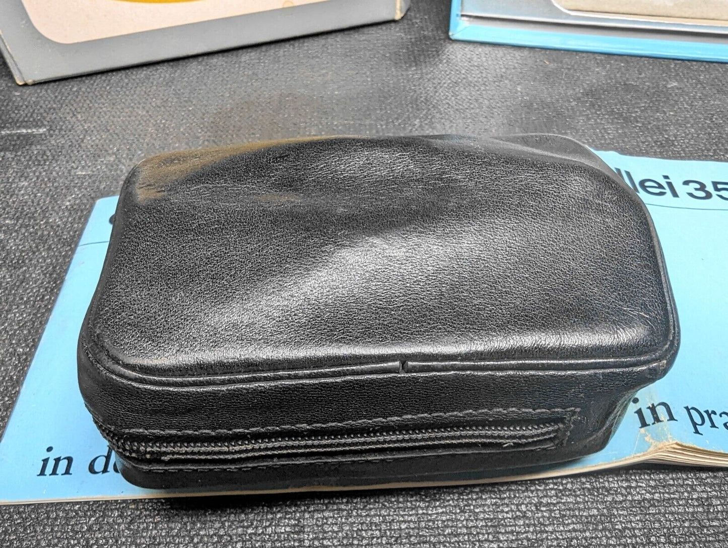 Rollei 35 Germany with 40mm f3.5 Tessar Lens - Box, Leather Pouch, Batt & Manual