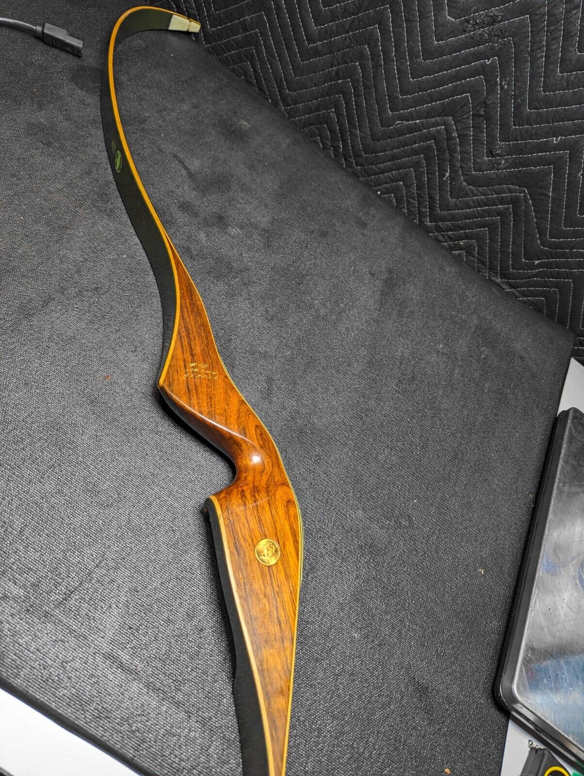 Vintage Bear Kodiak Hunter recurve bow. 60 inch LEFT HAND - 50#
