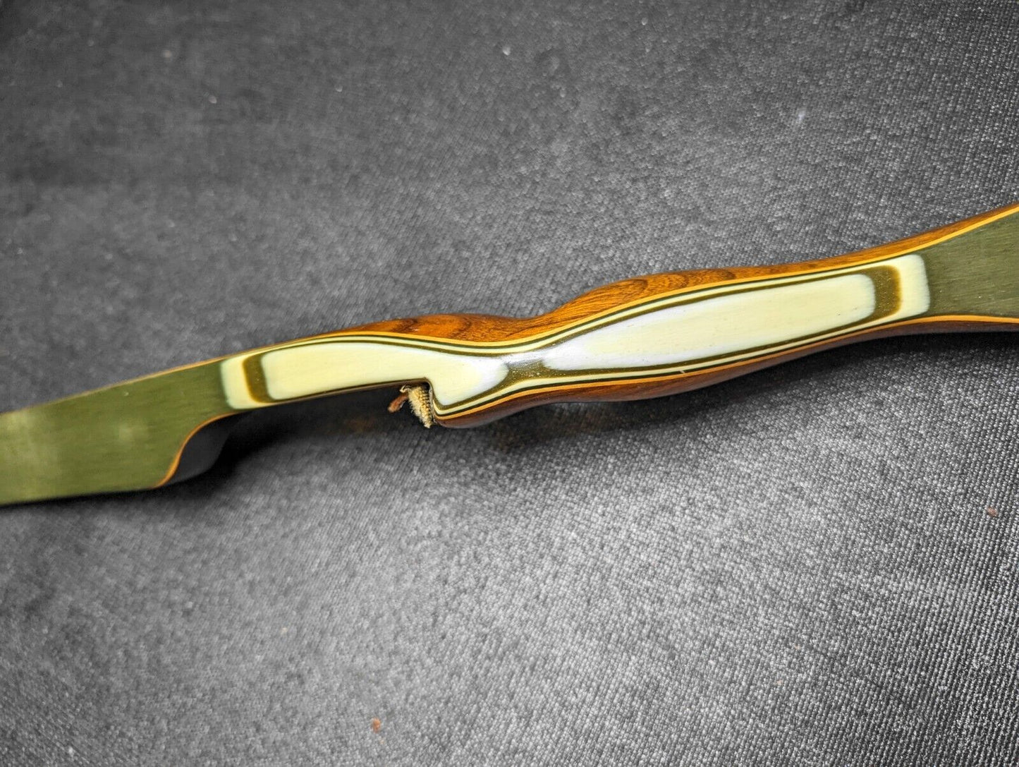 Vintage Bear Kodiak Hunter recurve bow. 60 inch LEFT HAND - 50#