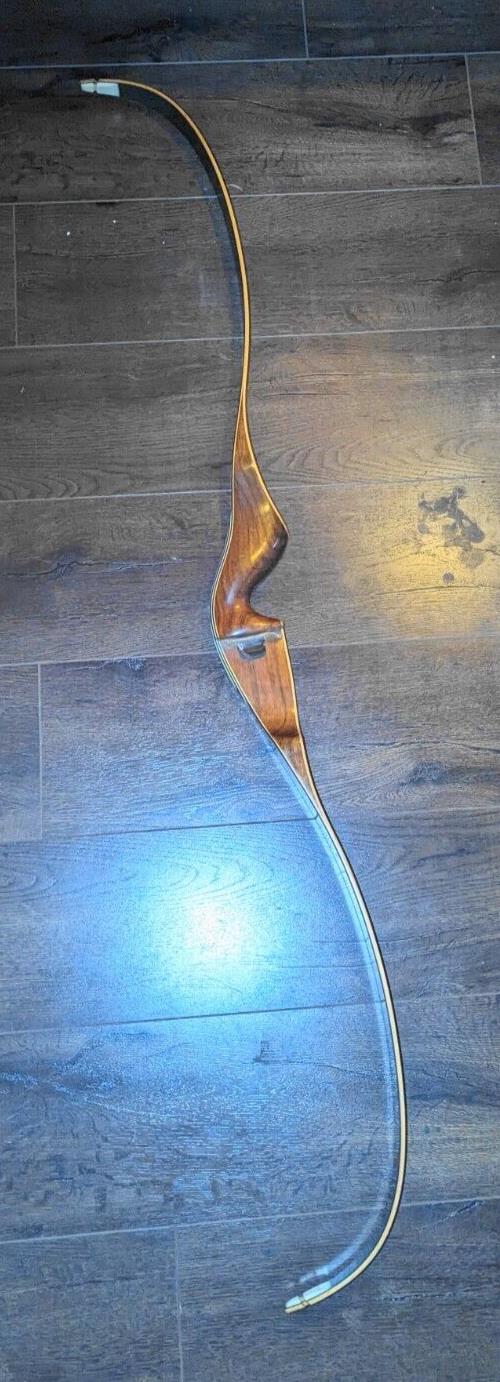 Vintage Bear Kodiak Hunter recurve bow. 60 inch LEFT HAND - 50#
