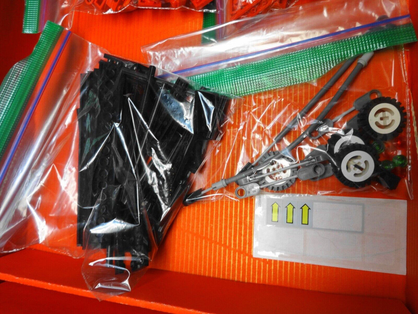 LEGO TECHNIC: Whirlwind Rescue (8856) HELICOPTER - Missing 1 Piece