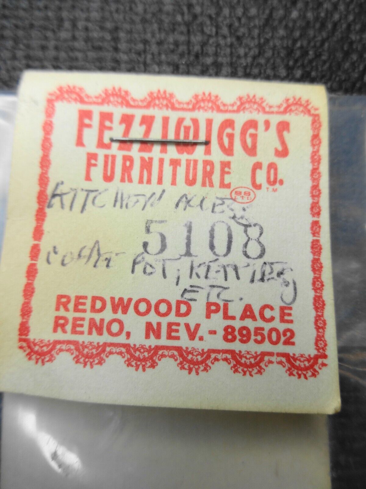 Vintage Fezziwigg's Furniture Co HO - Kitchen Accessories - Diecast 5108 NOS